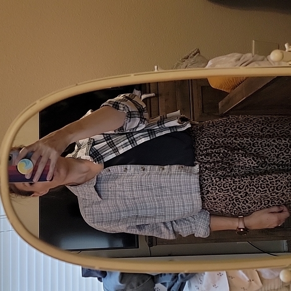 NWT Aeropostale cropped two patten button up flannel - Picture 5 of 9